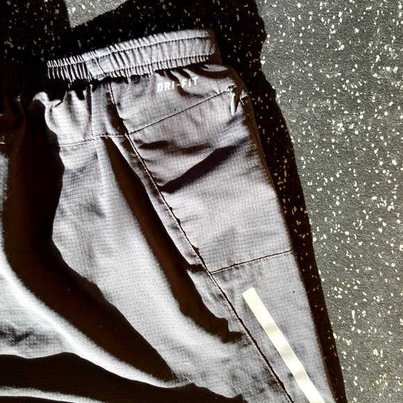 NIKE Flex Distance 2 in 1 5" Running Short - Picture 3 of 4